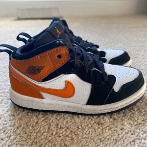 Toddler Jordans 1Mid Shattered Backboard size 9c